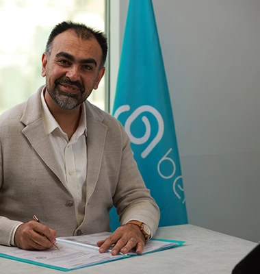 آرمان باقری (بنیان گذار – دفتر اسپانیا)
